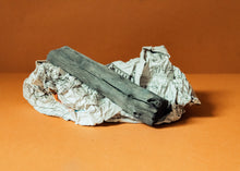 Charger l&#39;image dans la galerie, 1 charbon actif Binchotan ~ Taille XL
