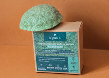 Charger l'image dans la galerie, Éponge pour visage Konjac bio japonaise au thé vert Matcha