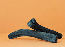 Charger l'image dans la galerie, Lot de 2 charbons actifs Binchotan ~ Taille M