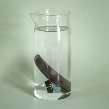 Charger l'image dans la galerie, Charbon actif Kyuké Binchotan Carafe 1L